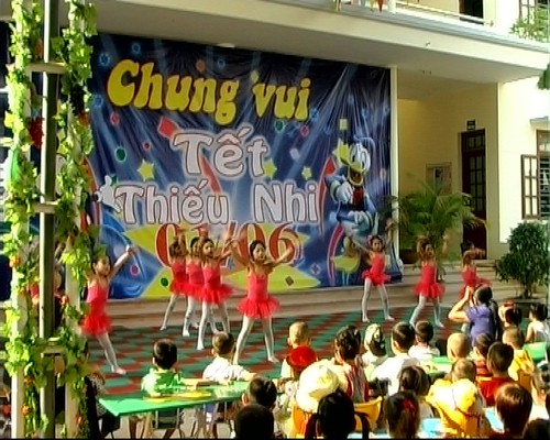 Во Вьетнаме проходят различные мероприятия в честь Дня защиты детей - ảnh 1
